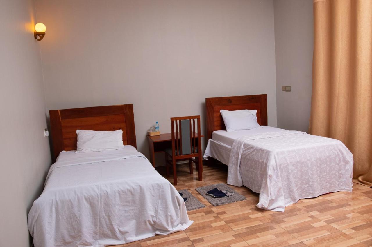 Bed and Breakfast Arusha Royal Екстер'єр фото